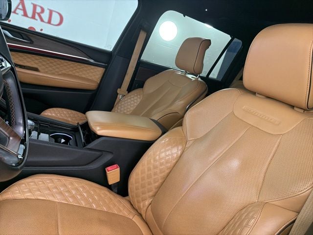 2022 Jeep Grand Cherokee L Summit