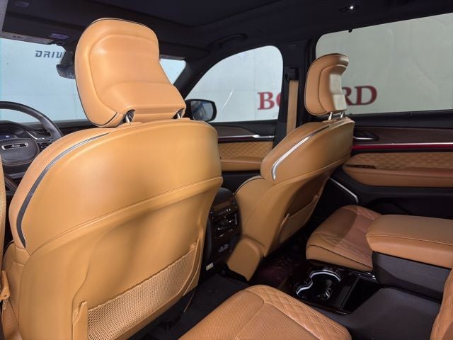 2022 Jeep Grand Cherokee L Summit