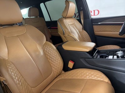 2022 Jeep Grand Cherokee L Summit