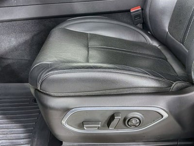 2024 Jeep Wagoneer Base