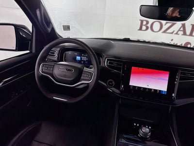 2024 Jeep Wagoneer Base