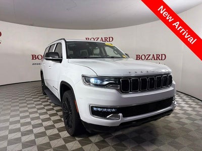 2023 Jeep Wagoneer Base
