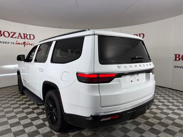 2023 Jeep Wagoneer Base