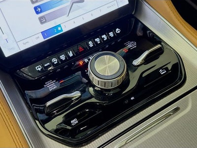 2022 Jeep Grand Wagoneer Series III