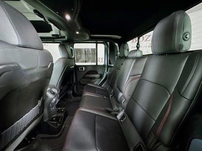 2025 Jeep Gladiator Rubicon w/Rubicon X Package
