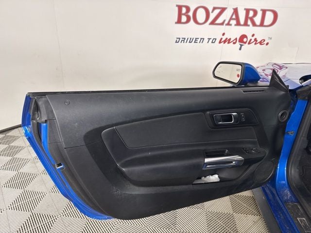 2021 Ford Mustang EcoBoost