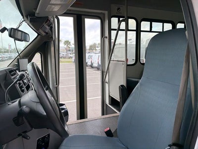 2013 Ford E-350SD Base Cutaway