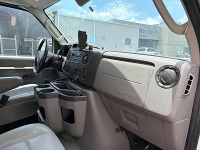 2016 Ford E-350SD Base Cutaway