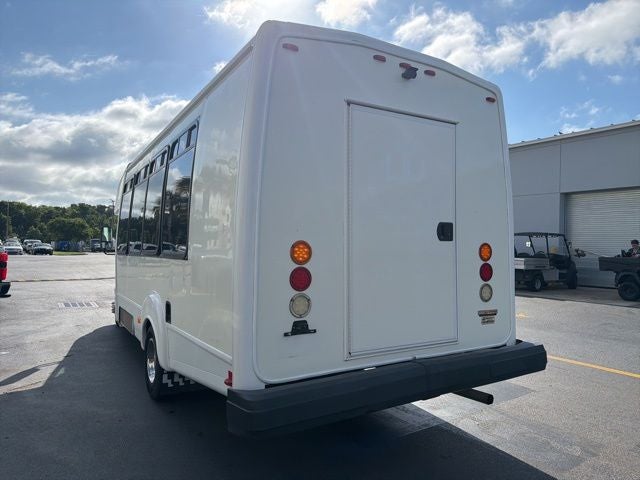 2014 Ford E-450SD Base BUS