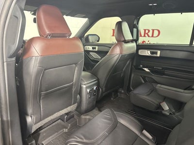 2023 Ford Explorer Platinum
