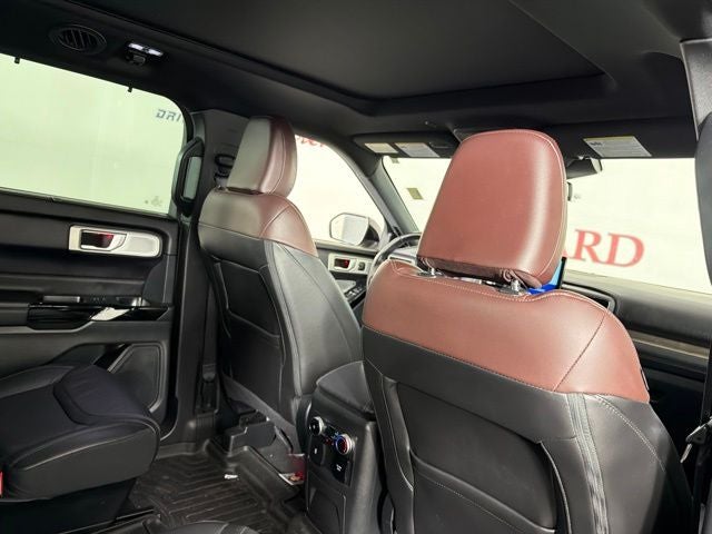 2023 Ford Explorer Platinum