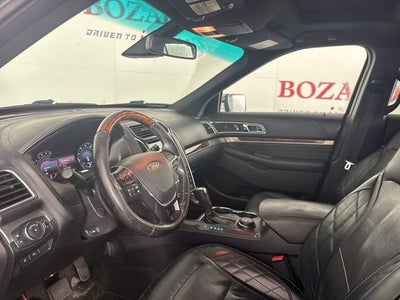 2017 Ford Explorer Platinum