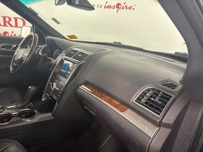 2017 Ford Explorer Platinum