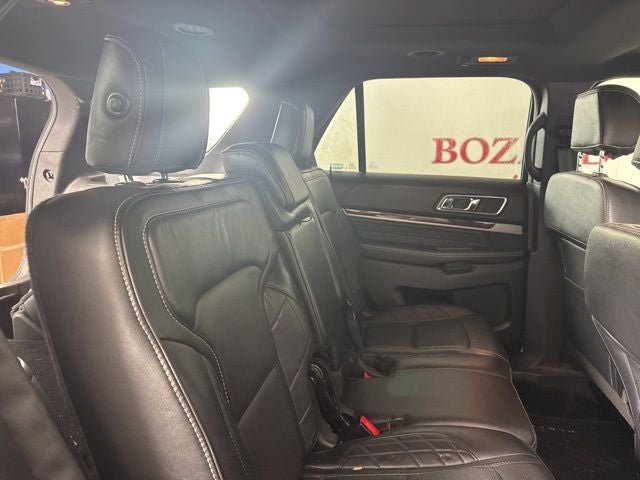 2017 Ford Explorer Platinum