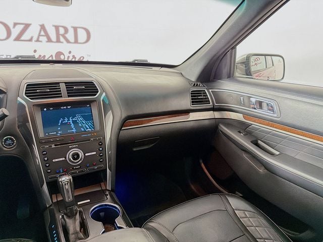 2017 Ford Explorer Platinum