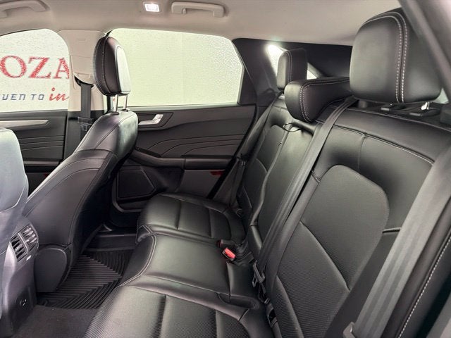 2021 Ford Escape Hybrid Titanium