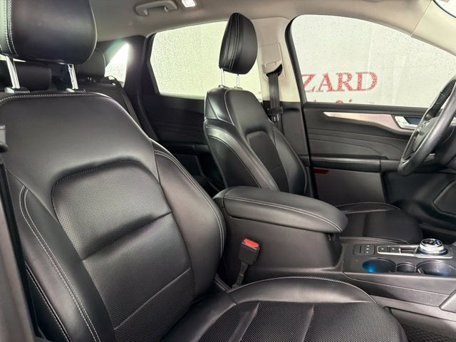 2021 Ford Escape Hybrid Titanium