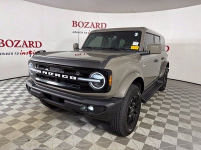 2026 Ford Bronco Outer Banks