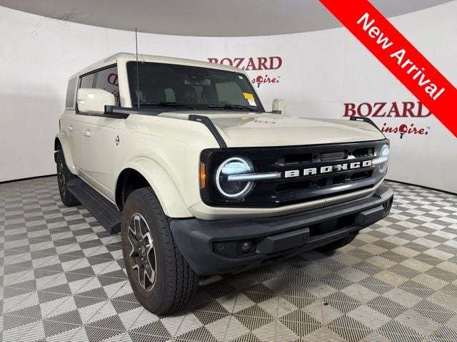 2025 Ford Bronco Outer Banks