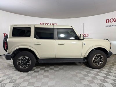 2025 Ford Bronco Outer Banks