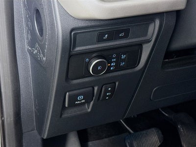 2022 Ford Expedition Max XLT