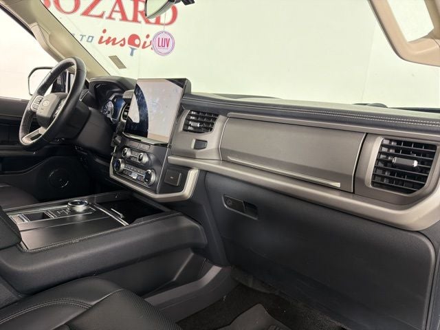 2022 Ford Expedition Max XLT