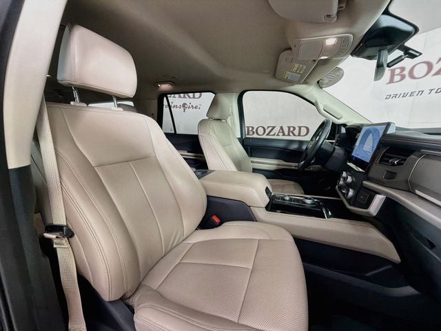 2023 Ford Expedition Max XLT