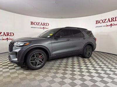 2025 Ford Explorer ST-Line