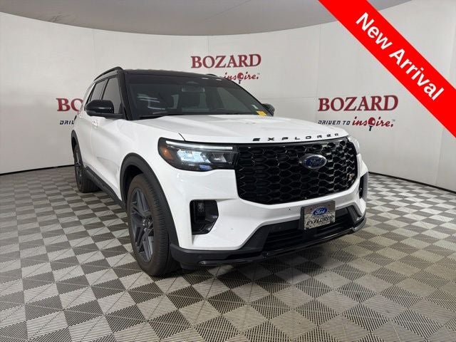 2025 Ford Explorer ST 4WD (PL535)'s photo