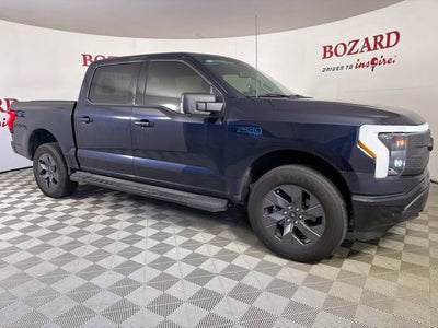 2025 Ford F-150 Lightning Flash