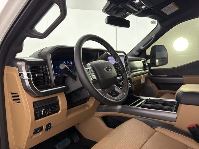 2025 Ford F-350SD Lariat