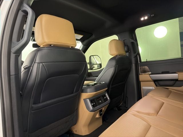 2025 Ford F-350SD Lariat