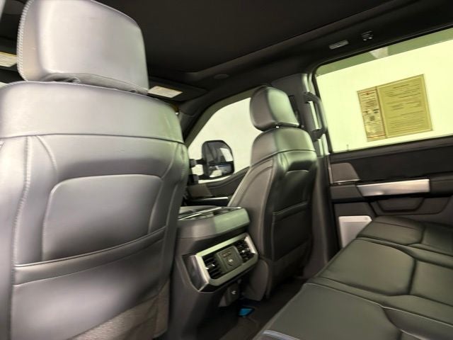 2025 Ford F-350SD Platinum