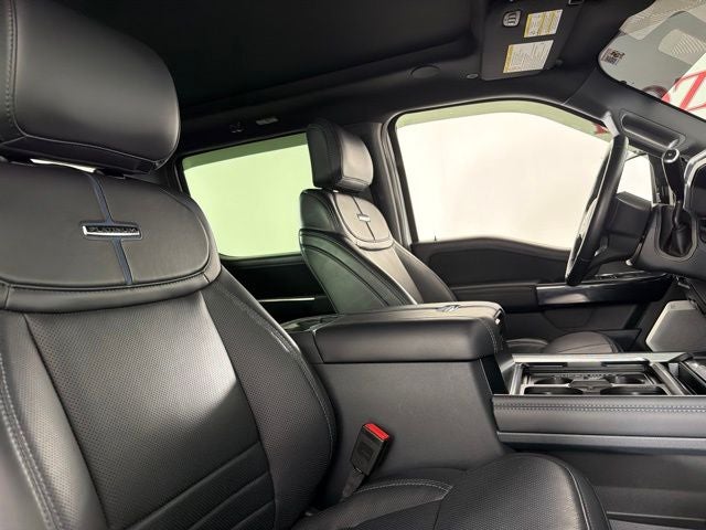2025 Ford F-350SD Platinum