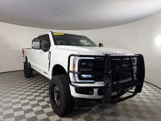 2025 Ford F-350SD Platinum