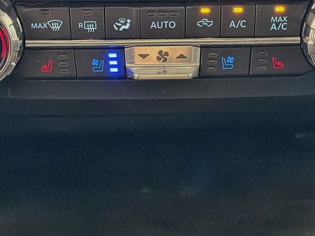2022 Ford F-350SD Lariat