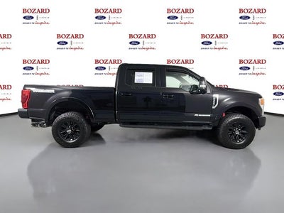 2022 Ford F-350SD Lariat