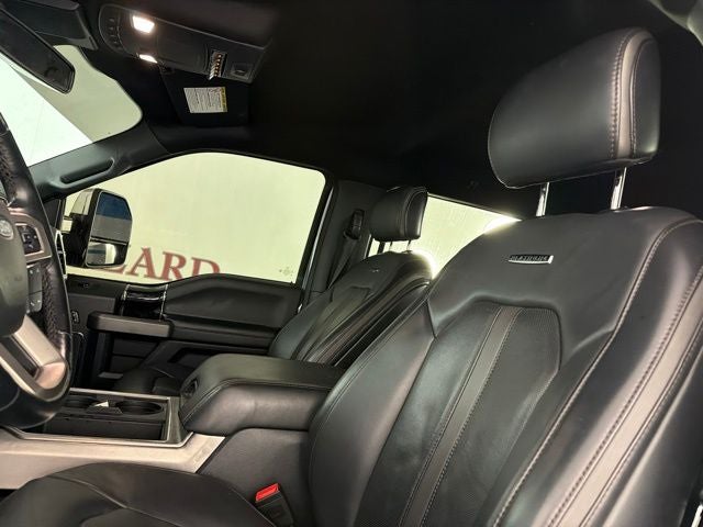 2022 Ford F-350SD Platinum