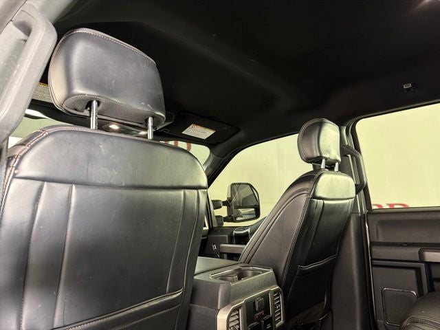 2022 Ford F-350SD Platinum