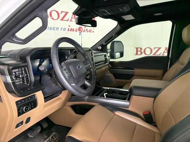 2024 Ford F-350SD Lariat DRW