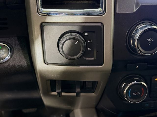 2017 Ford F-350SD Lariat DRW