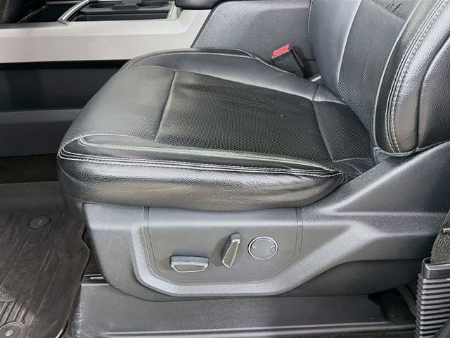 2017 Ford F-350SD Lariat DRW