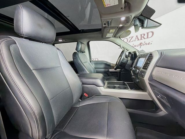 2017 Ford F-350SD Lariat DRW