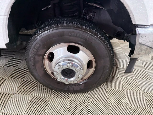 2022 Ford F-350SD Lariat DRW