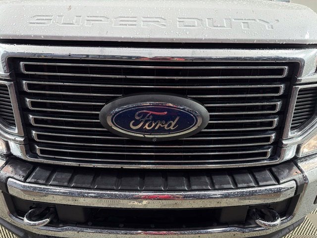 2022 Ford F-350SD Lariat DRW