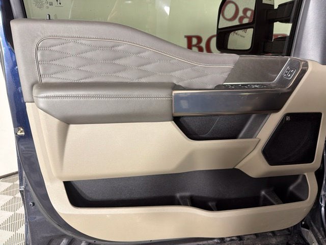 2025 Ford F-450SD Platinum DRW