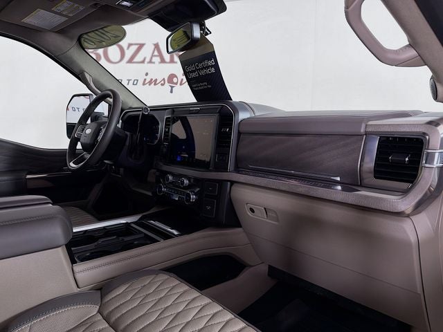 2026 Ford F-450SD Platinum DRW