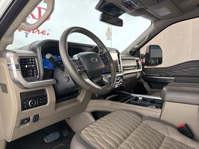 2025 Ford F-450SD Platinum Plus