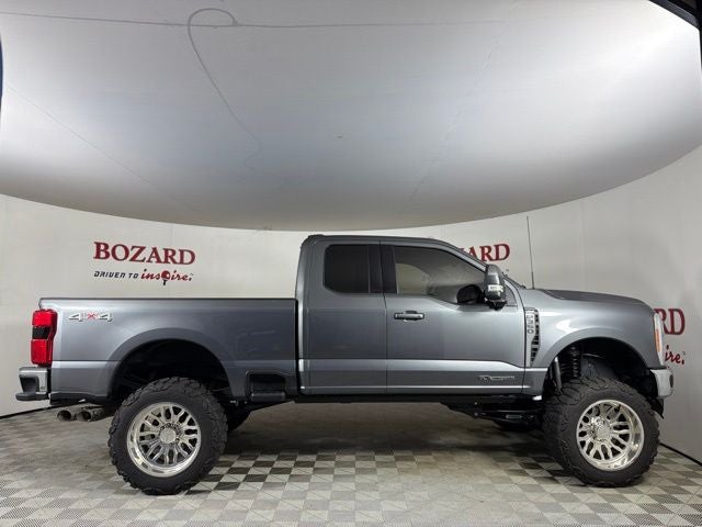 2023 Ford F-350SD Lariat