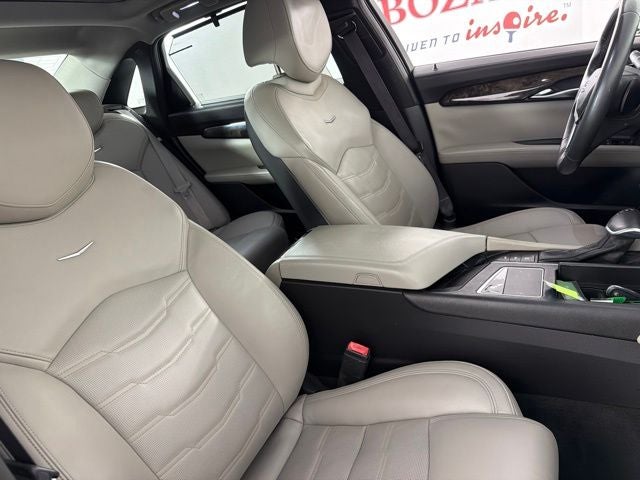 2017 Cadillac CT6 2.0L Turbo Luxury